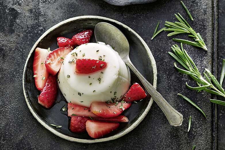Foto von Limetten-Buttermilch mit Erdbeeren