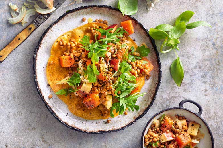 Foto von Linsensalat mit Kichererbsen-Pfannkuchen