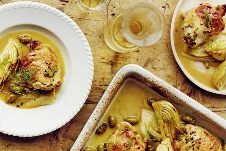 Foto von Gebackenes Hähnchen mit Zitrusfrüchten, Fenchel und Weißwein
