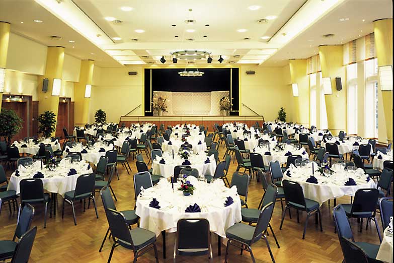 Festsaal / Festraum vom Hotel am See - Restaurant Shiraz - Deutsches & Internationales Restaurant Salzgitter